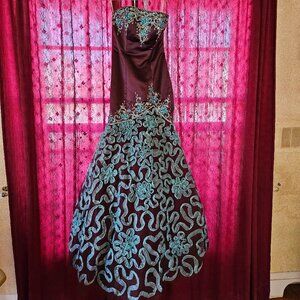 Gorgeous Prom Dress